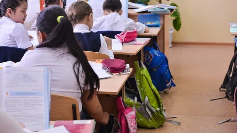 Школы Казахстана вернутся к традиционному формату обучения с 1 сентября
