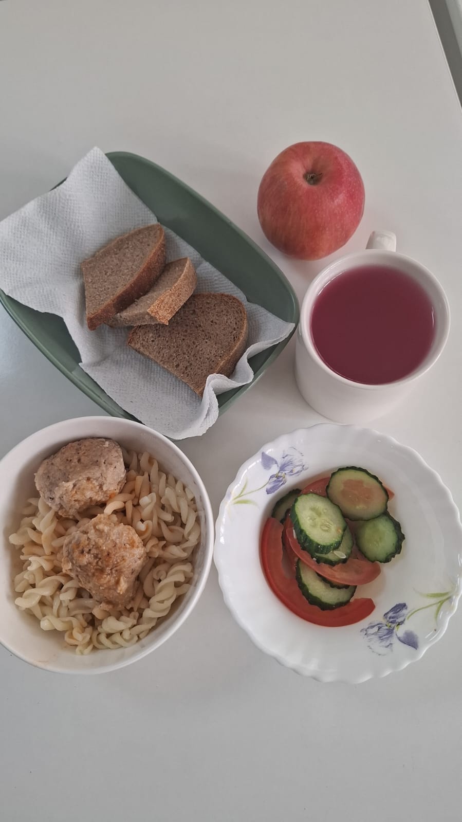 Меню зима-весна 1 неделя 4 день/Мектеп асханасының мәзірі қыс-көктем 2 апта, 4 күн