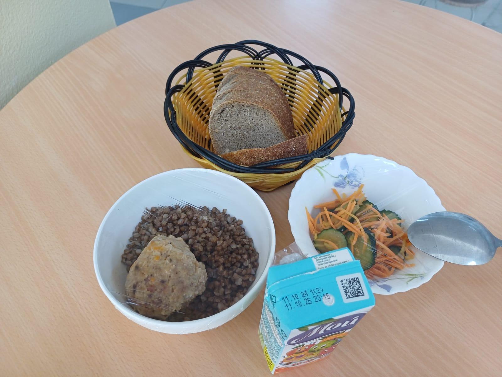 Меню зима-весна 2 неделя 3 день/Қыс-көктем маусымының ас мәзірі. 2-апта. 3-күн